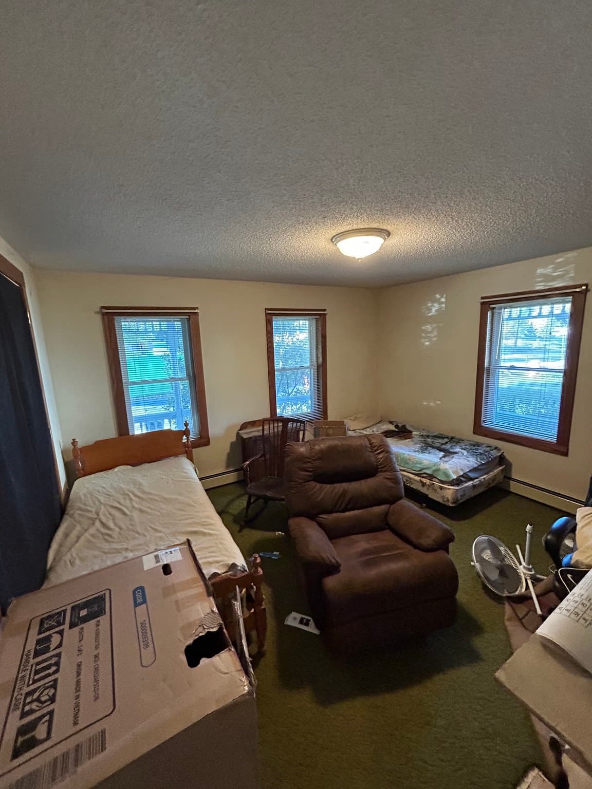 4 Family at 55 Gaylord Street, Chicopee MA 01013, photo 38 of 41