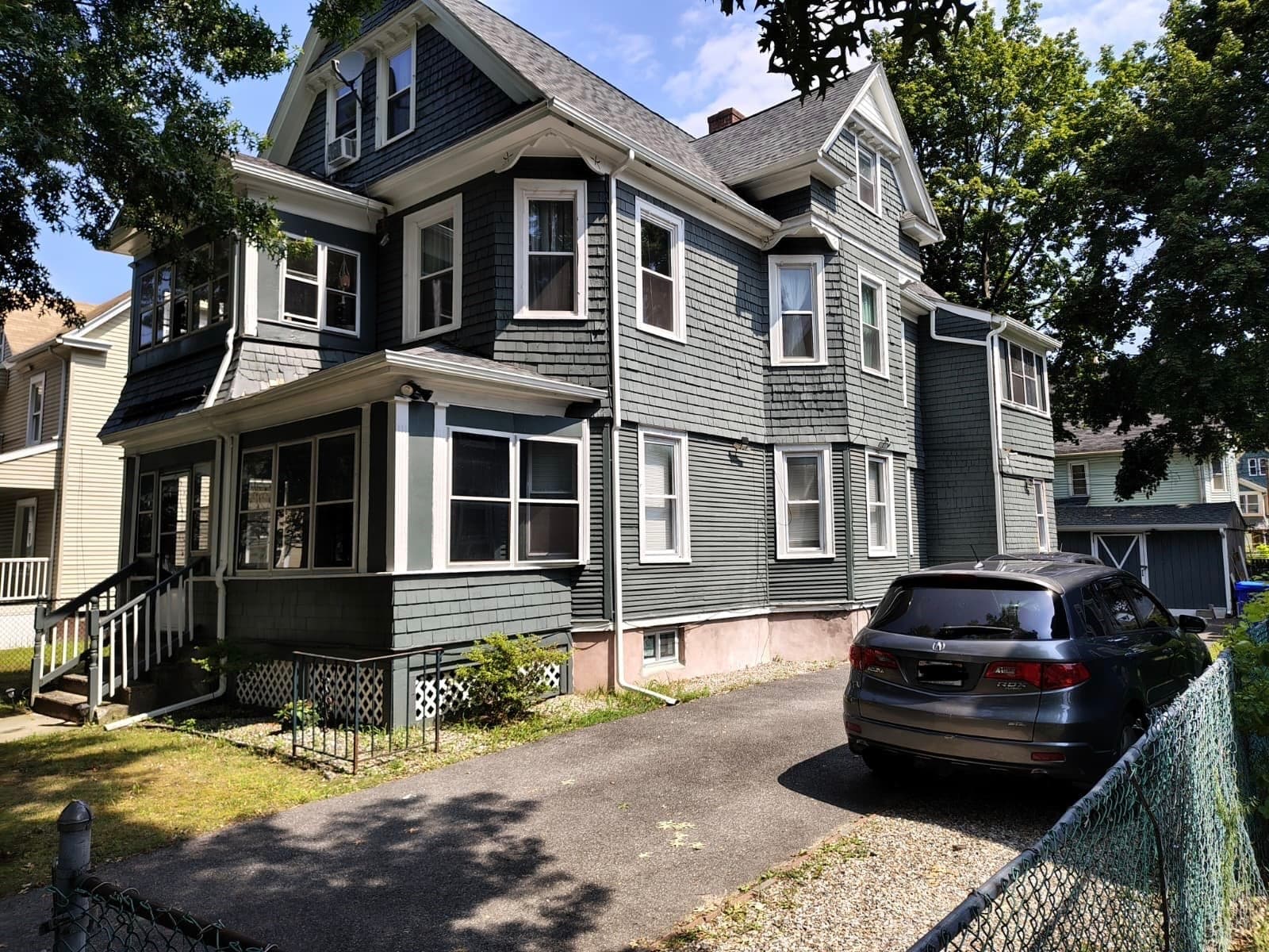 93 Montrose St, Springfield MA 01109