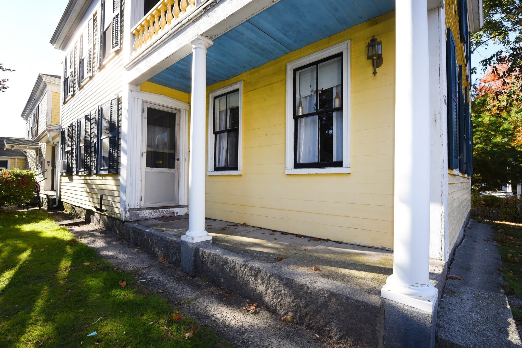 Single Family Residence at 558 N Main St, Randolph MA 02368, photo 2 of 41