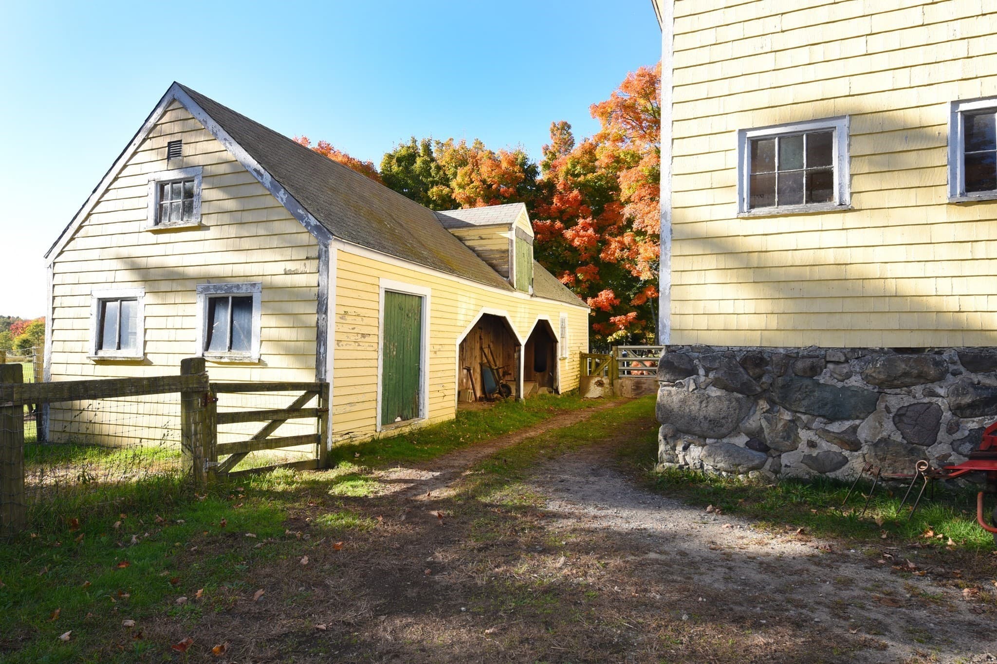 Single Family Residence at 558 N Main St, Randolph MA 02368, photo 9 of 41