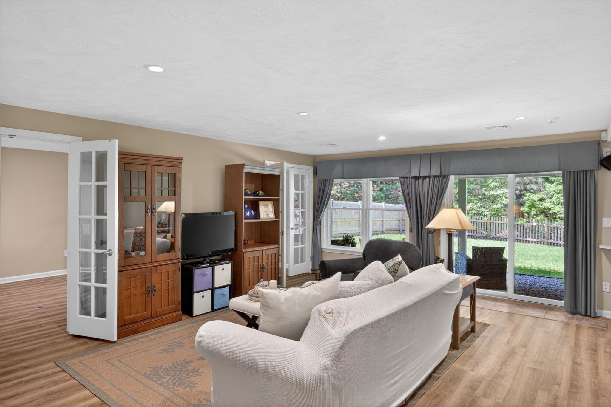 Single Family Residence at 51 Forest Edge, Plymouth MA 02360, photo 23 of 40