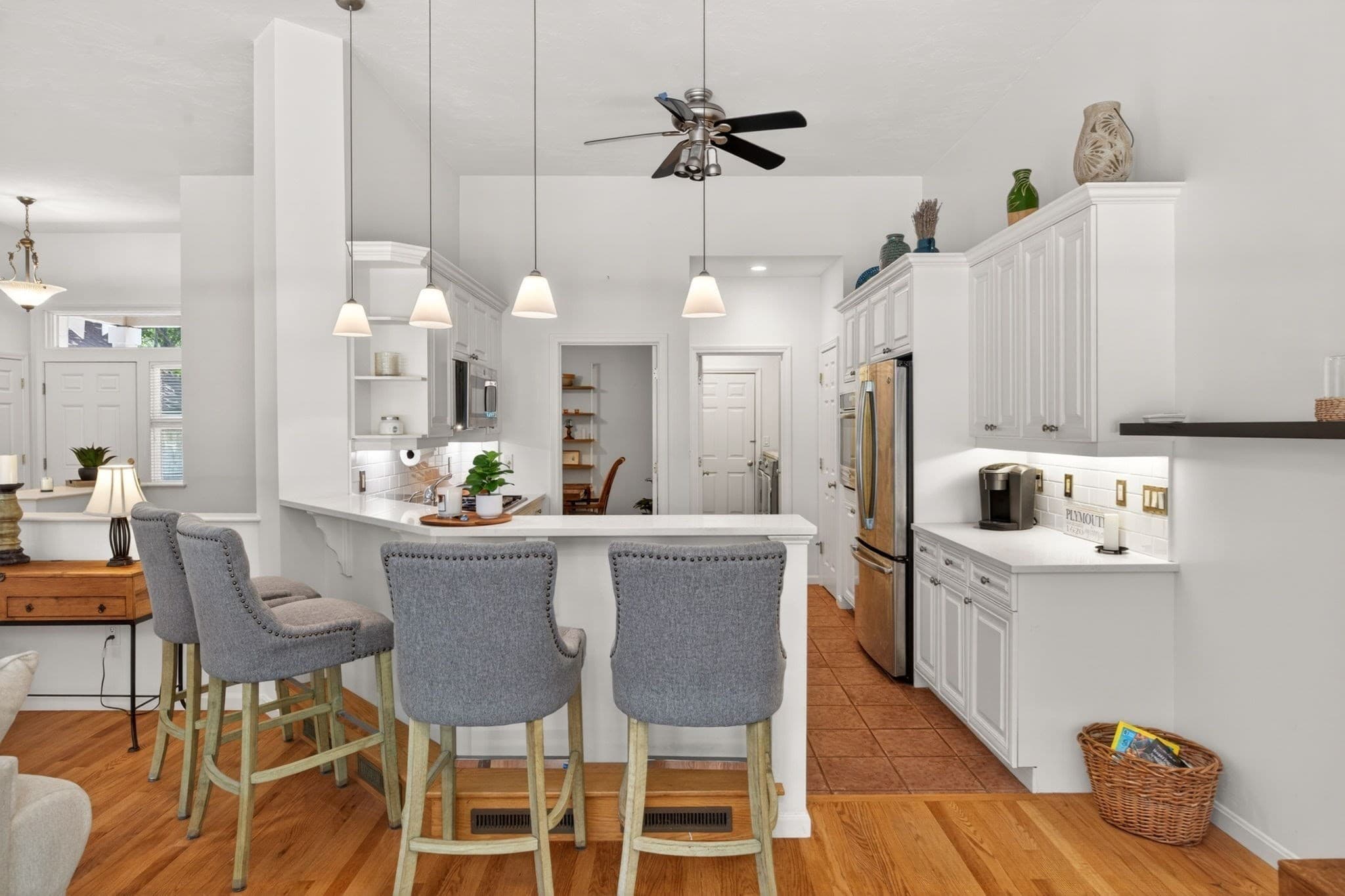 Single Family Residence at 51 Forest Edge, Plymouth MA 02360, photo 5 of 40