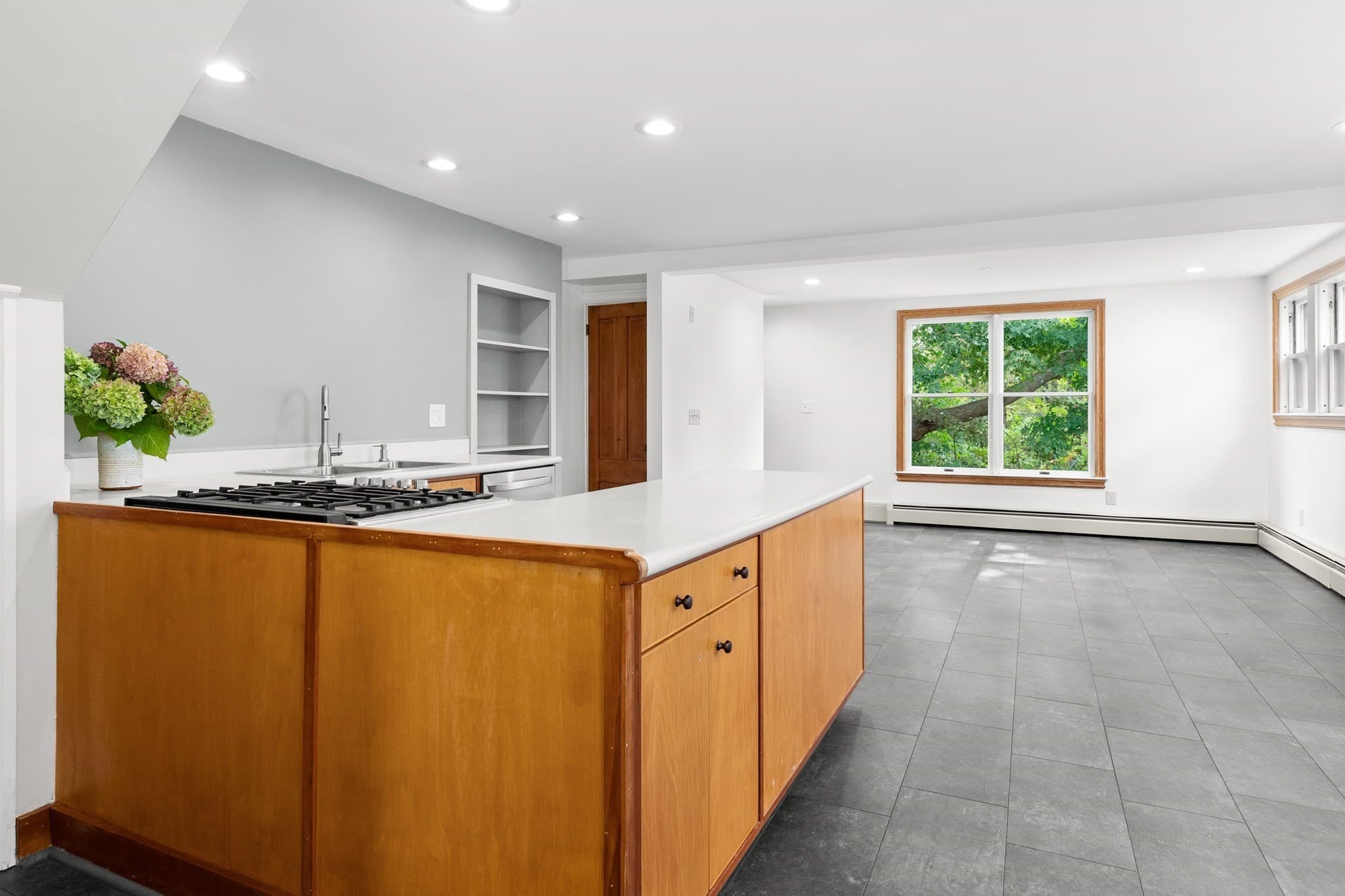 Single Family Residence at 20 Chestnut Street, Newburyport MA 01950, photo 22 of 39