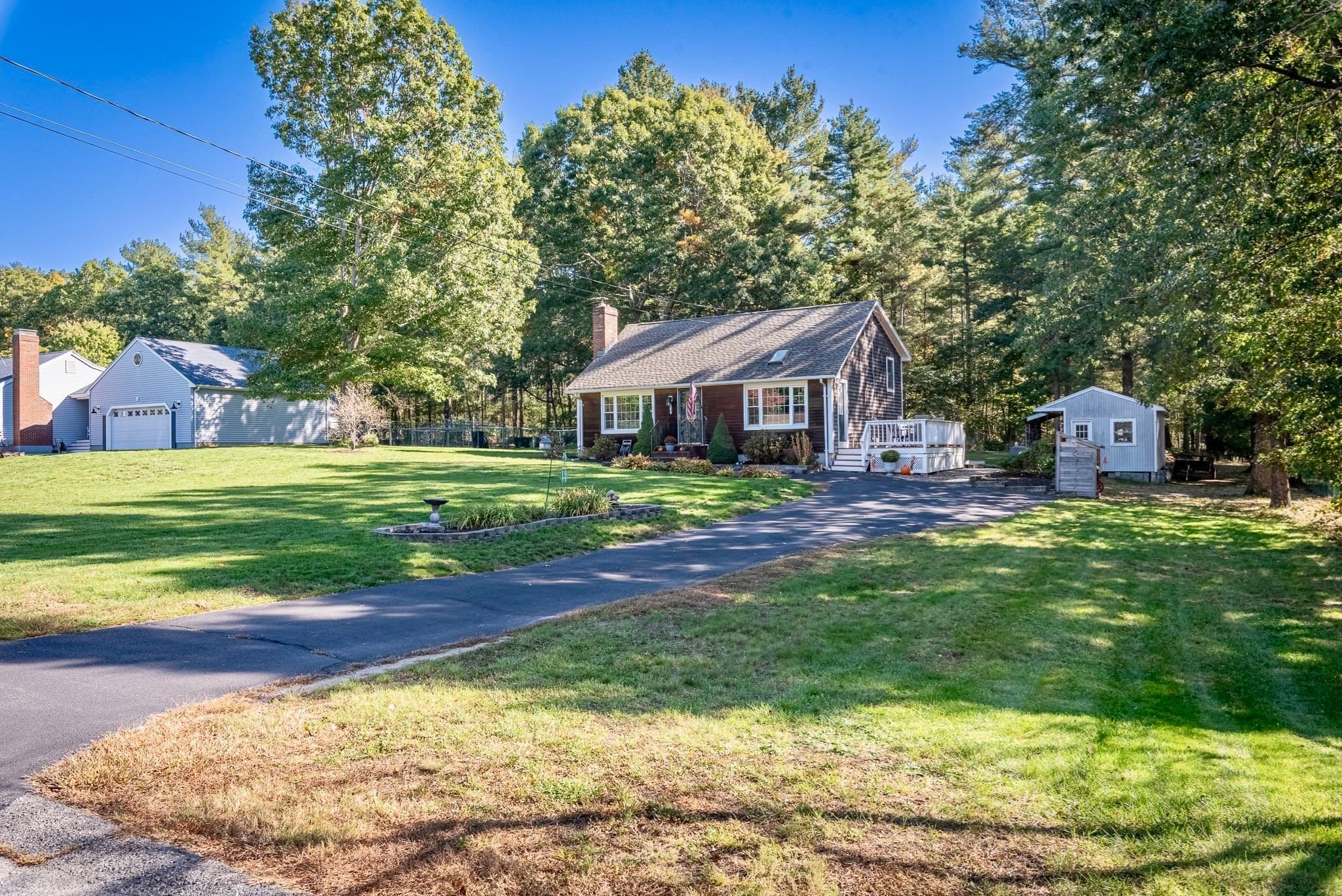 Single Family Residence at 90 Codding Dr, Taunton MA 02780, photo 6 of 35
