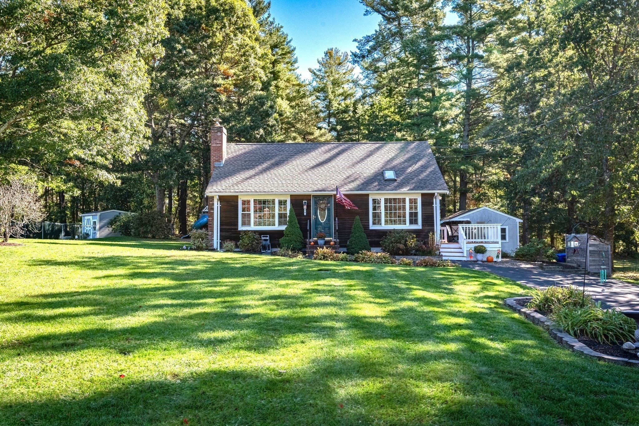 Single Family Residence at 90 Codding Dr, Taunton MA 02780, photo 5 of 35