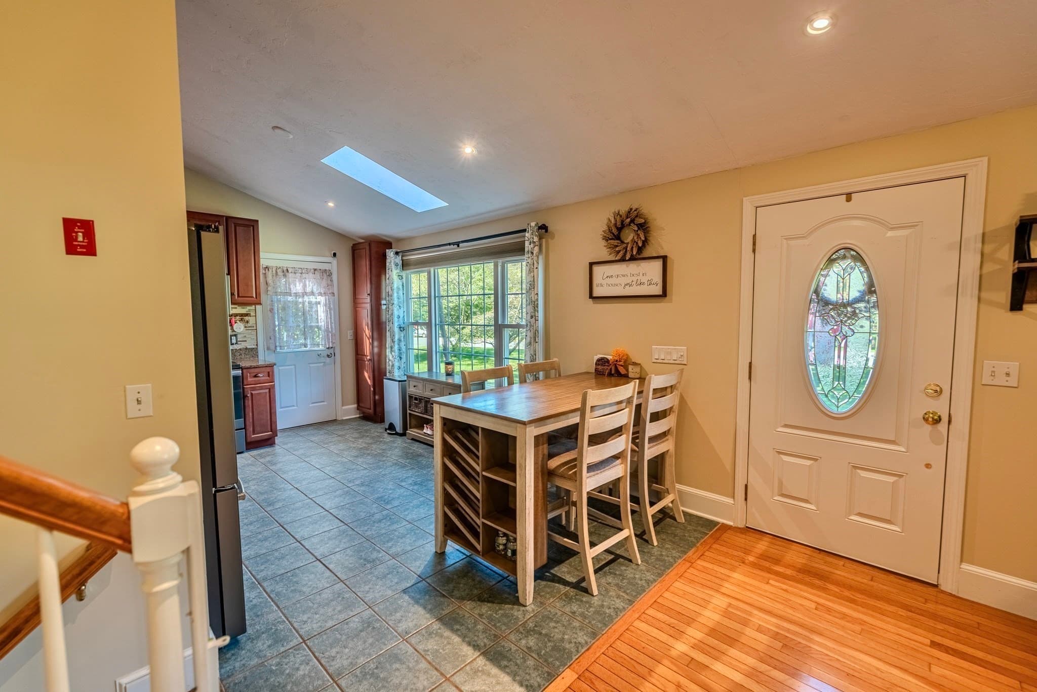 Single Family Residence at 90 Codding Dr, Taunton MA 02780, photo 15 of 35