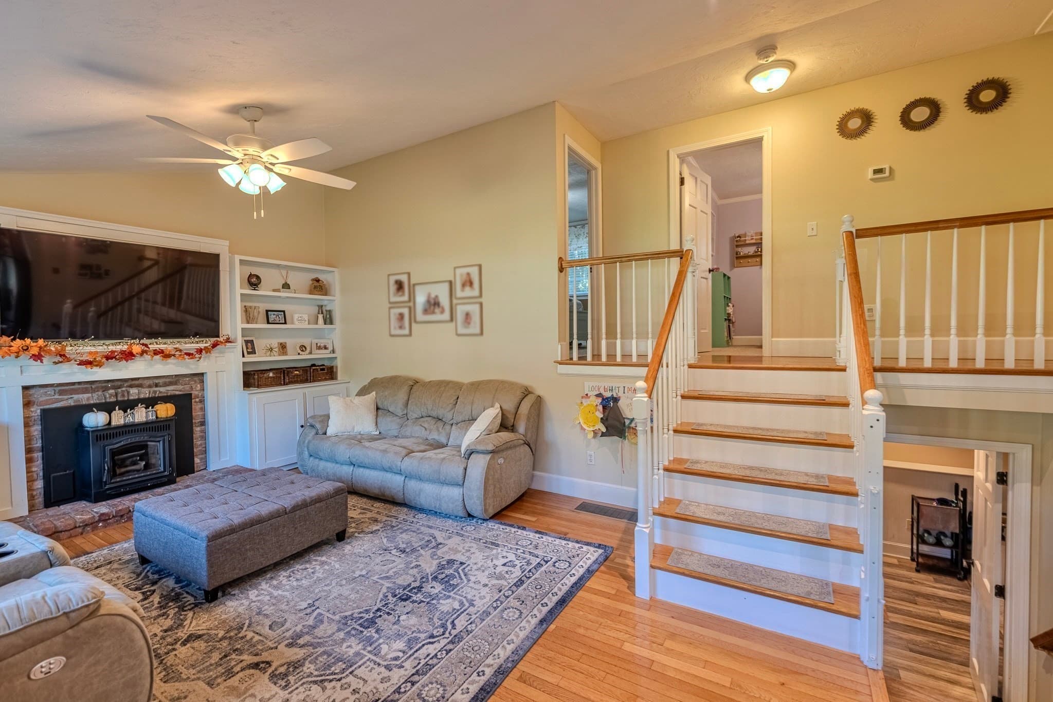 Single Family Residence at 90 Codding Dr, Taunton MA 02780, photo 8 of 35