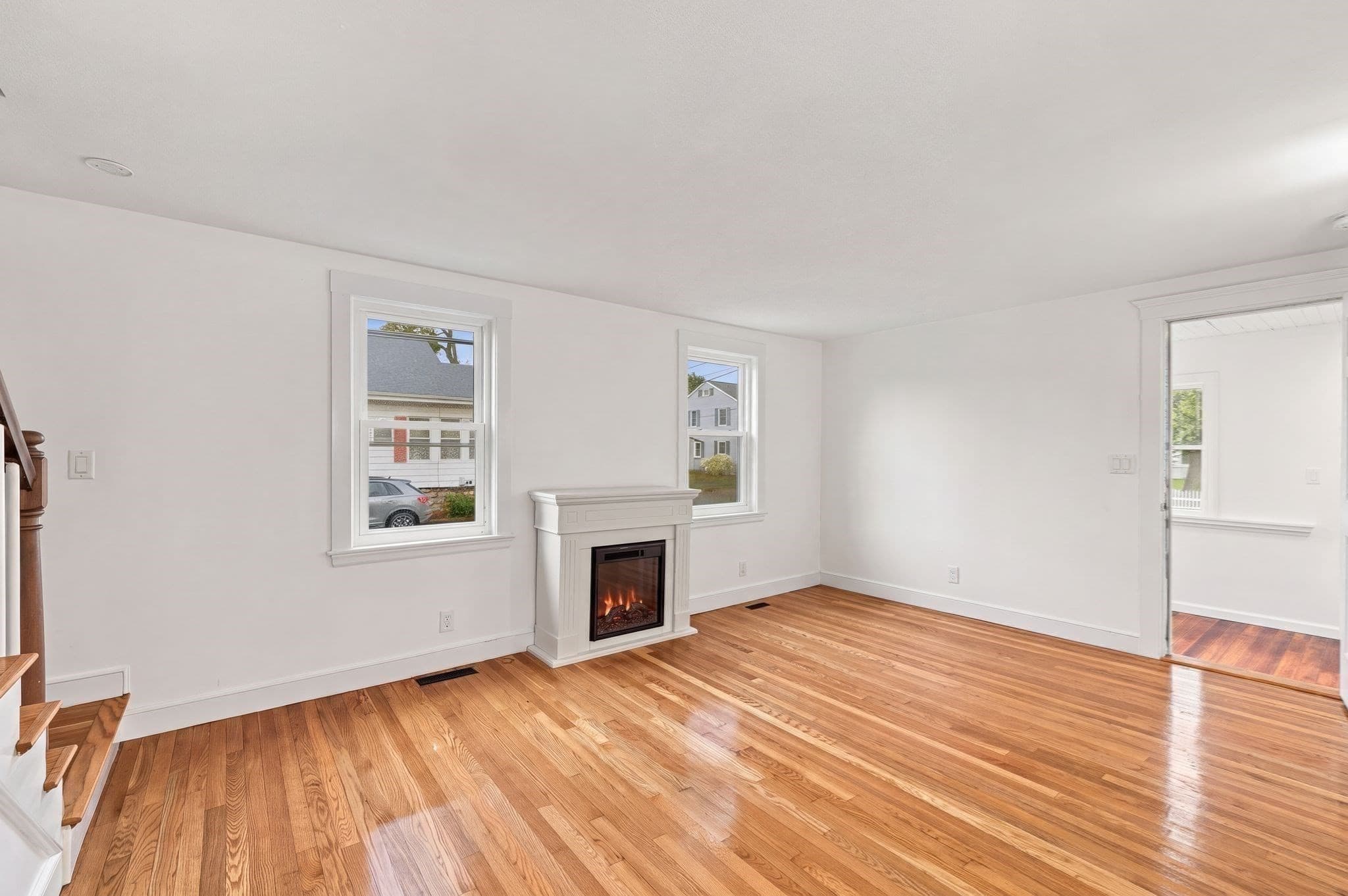 Single Family Residence at 6 Norfolk Ave, Peabody MA 01960, photo 7 of 42