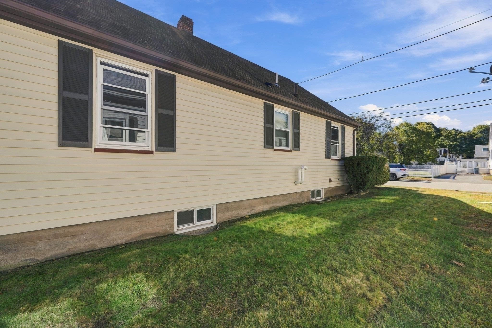 Single Family Residence at 6 Norfolk Ave, Peabody MA 01960, photo 38 of 42