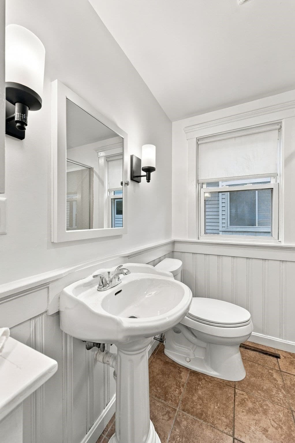 Single Family Residence at 6 Norfolk Ave, Peabody MA 01960, photo 19 of 42