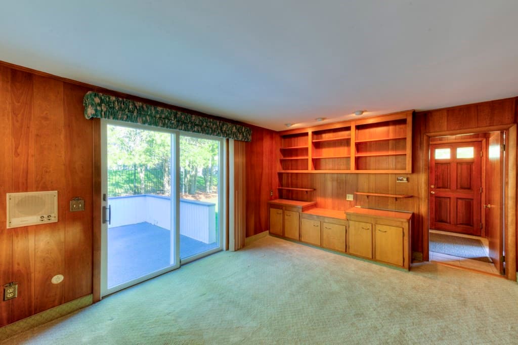 Single Family Residence at 20 Dubiel Dr, Worcester MA 01609, photo 15 of 41