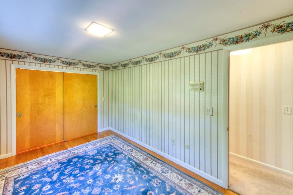 Single Family Residence at 20 Dubiel Dr, Worcester MA 01609, photo 29 of 41