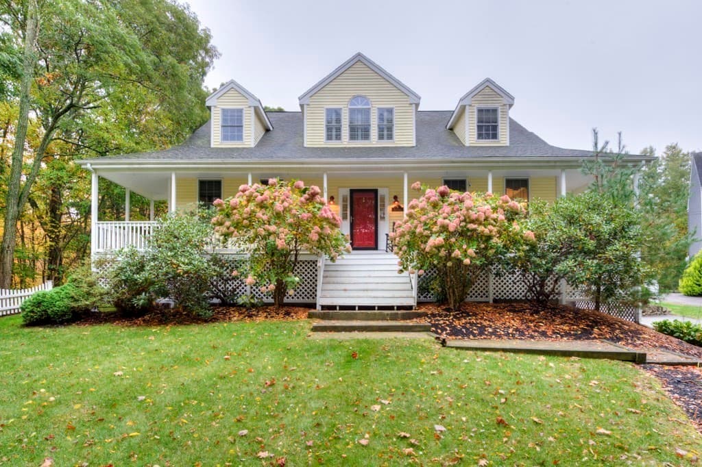 5 Quirk Cir, Milford MA 01757