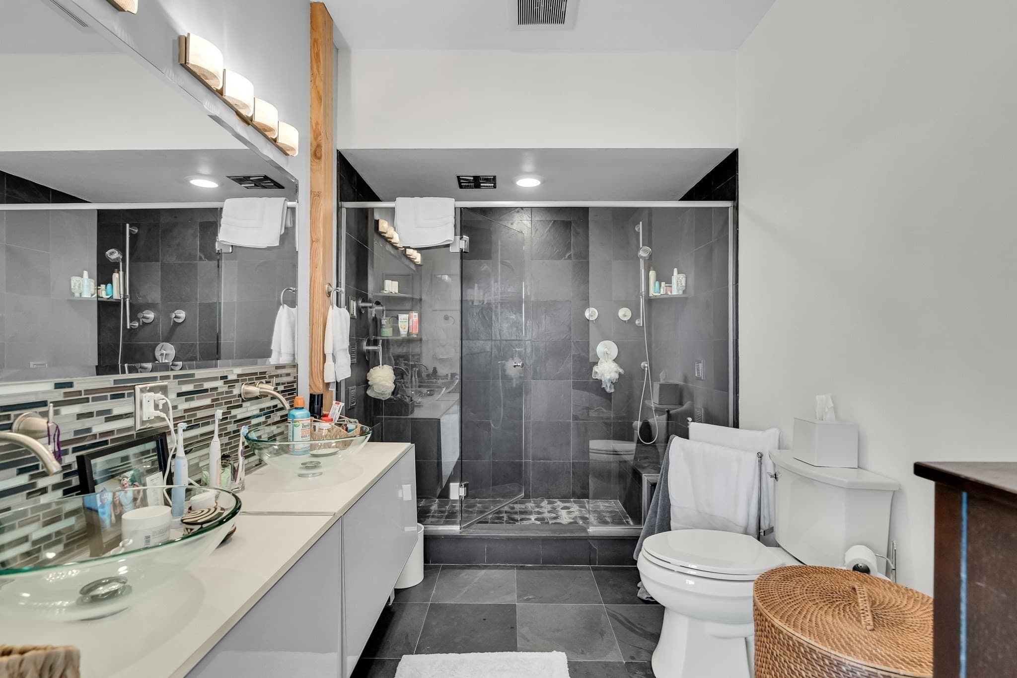 Condominium at 43 Charlton # 501, Everett MA 02149, photo 19 of 29