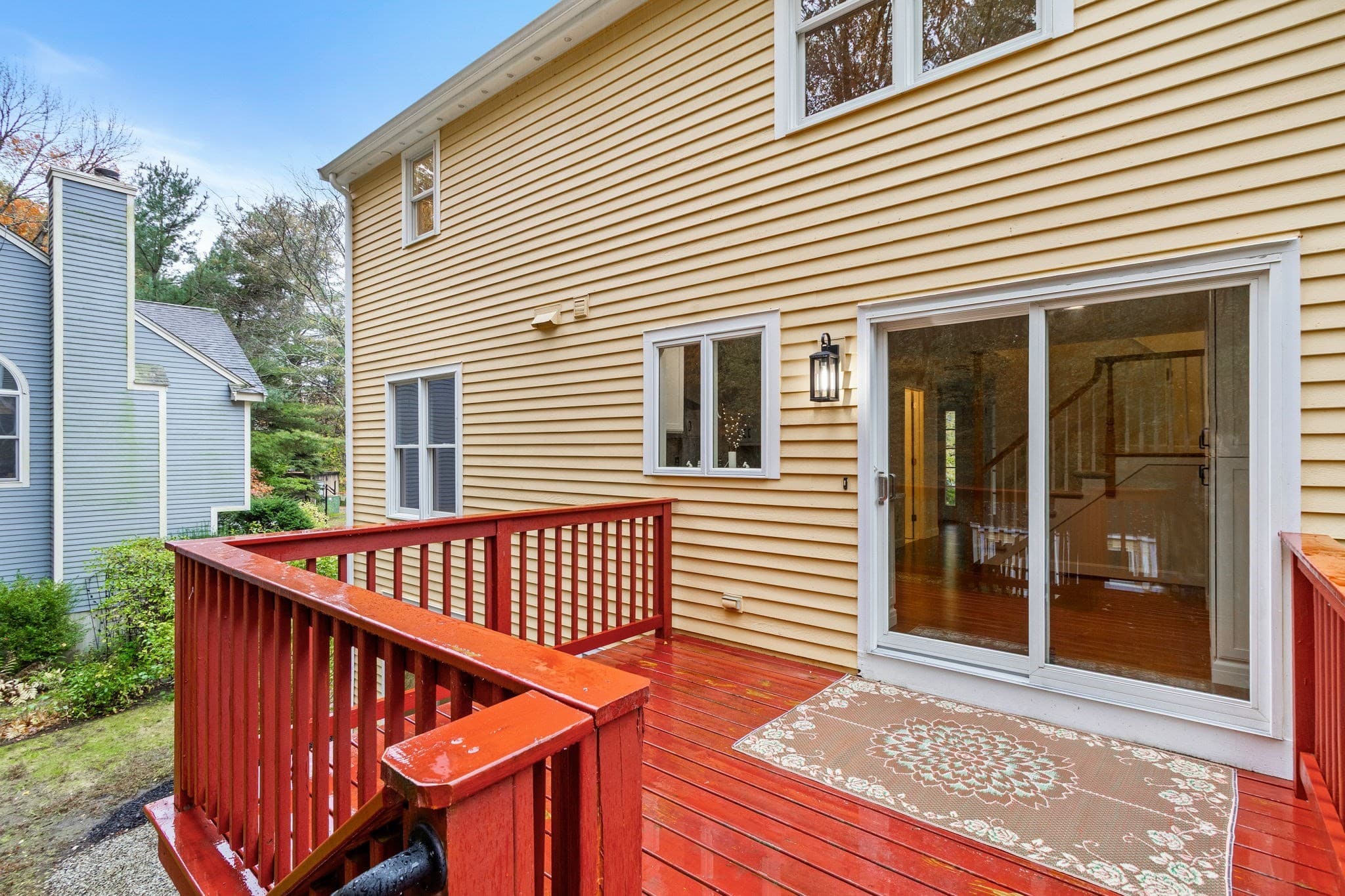 Single Family Residence at 15 Quail Hollow Dr, Shrewsbury MA 01545, photo 6 of 38