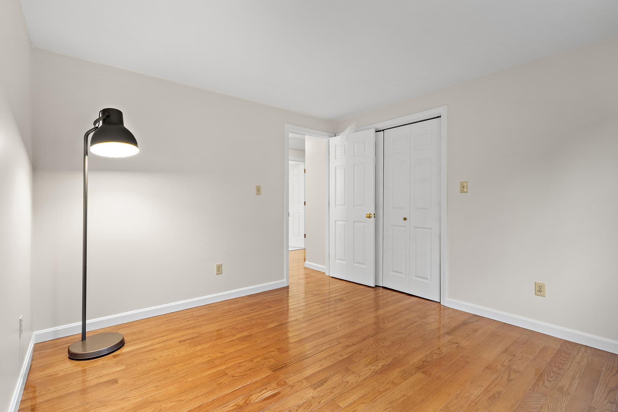 Single Family Residence at 15 Quail Hollow Dr, Shrewsbury MA 01545, photo 28 of 38