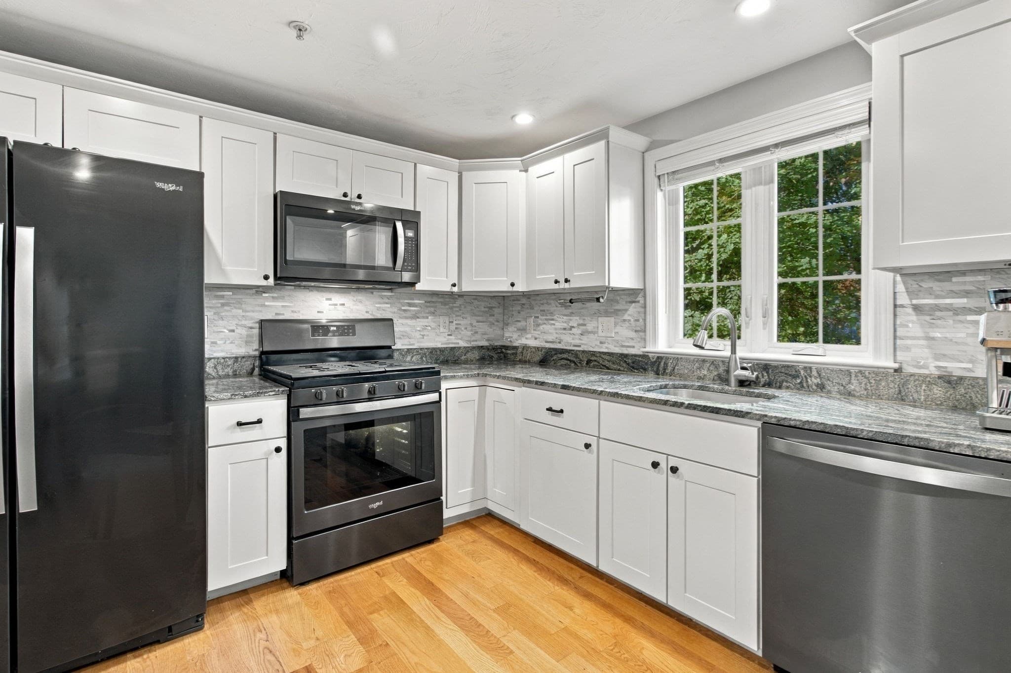 Condominium at 187 Lake St # A1, Weymouth MA 02189, photo 7 of 35