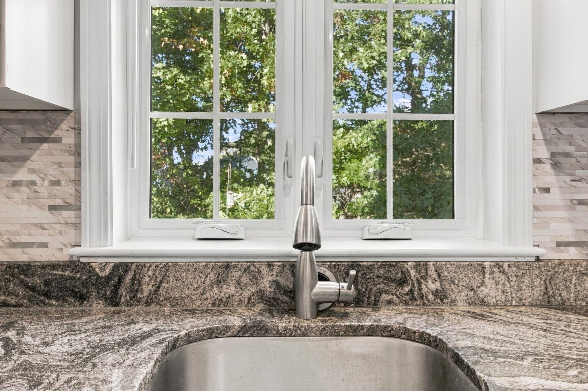 Condominium at 187 Lake St # A1, Weymouth MA 02189, photo 8 of 35