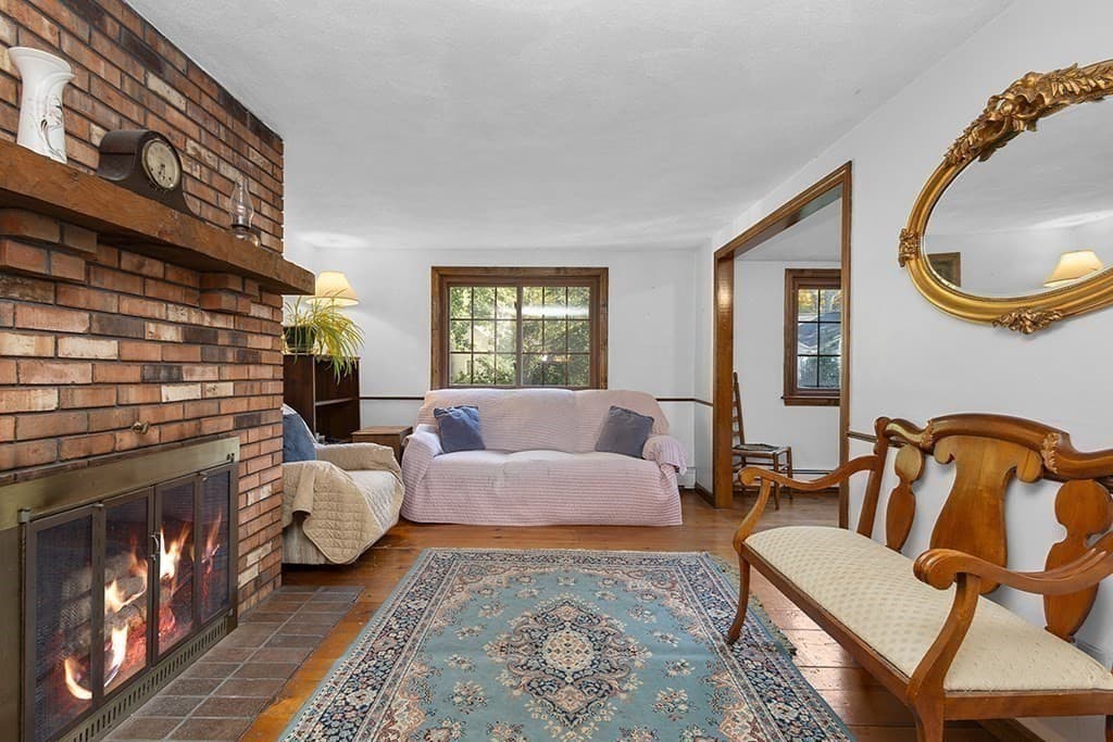 Single Family Residence at 56 Alton Rd, North Attleboro MA 02760, photo 11 of 32