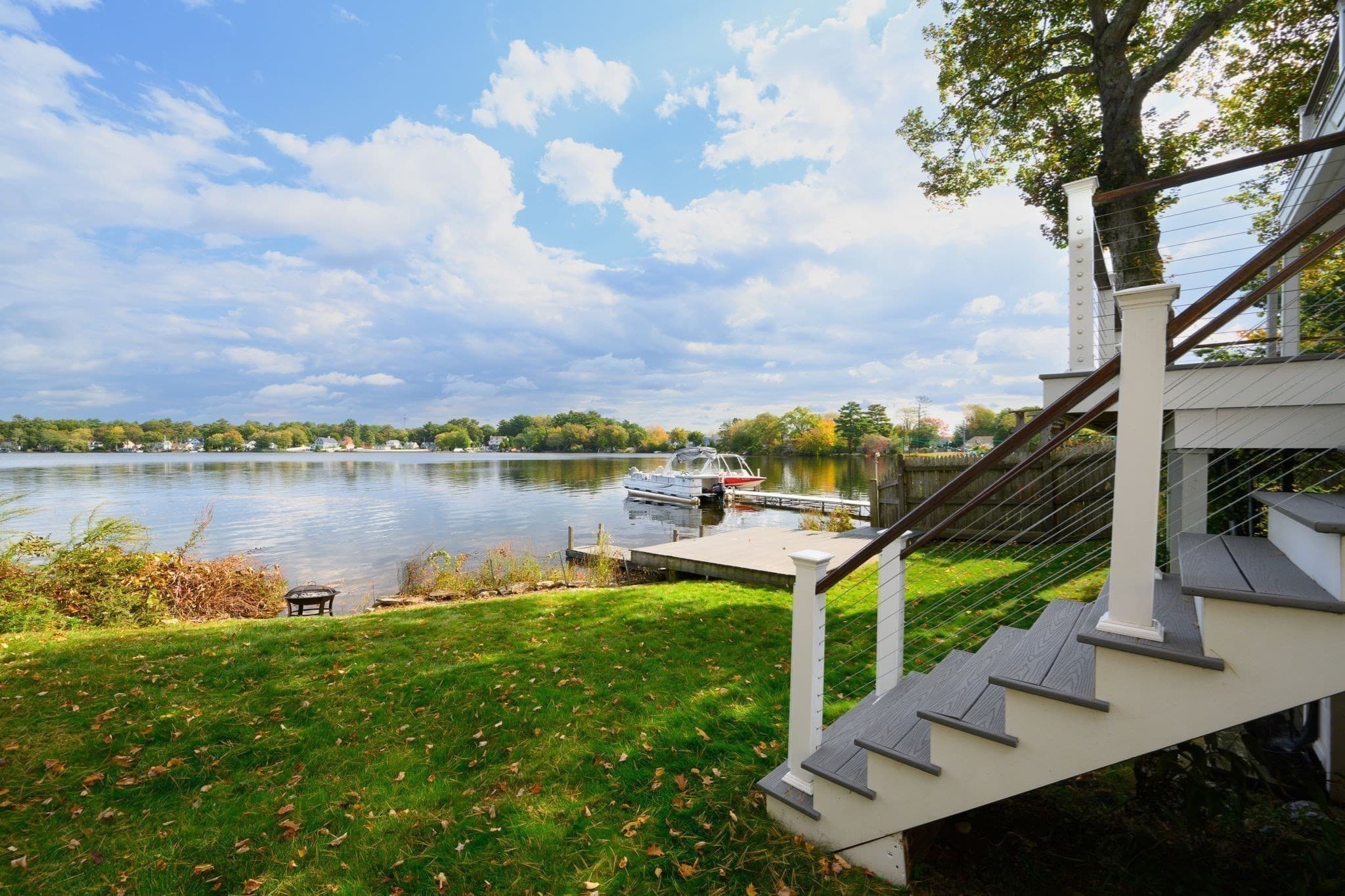 Single Family Residence at 7 Deveuve Ln, Pembroke MA 02359, photo 6 of 23