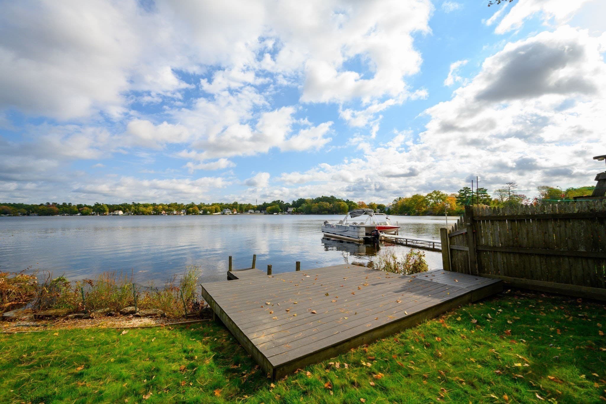 Single Family Residence at 7 Deveuve Ln, Pembroke MA 02359, photo 12 of 23