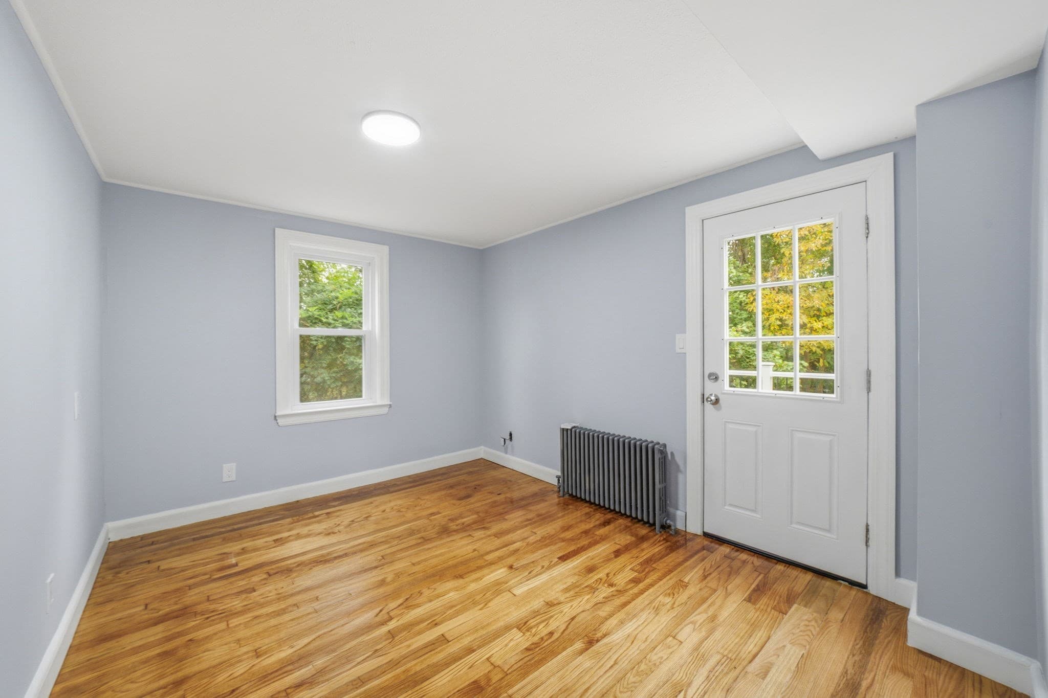 Single Family Residence at 405 Plymouth St, Holbrook MA 02343, photo 13 of 31