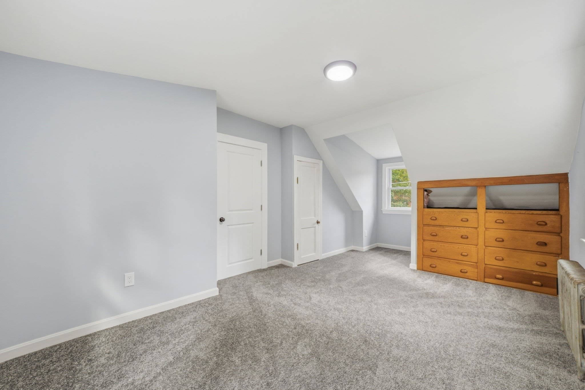 Single Family Residence at 405 Plymouth St, Holbrook MA 02343, photo 16 of 31