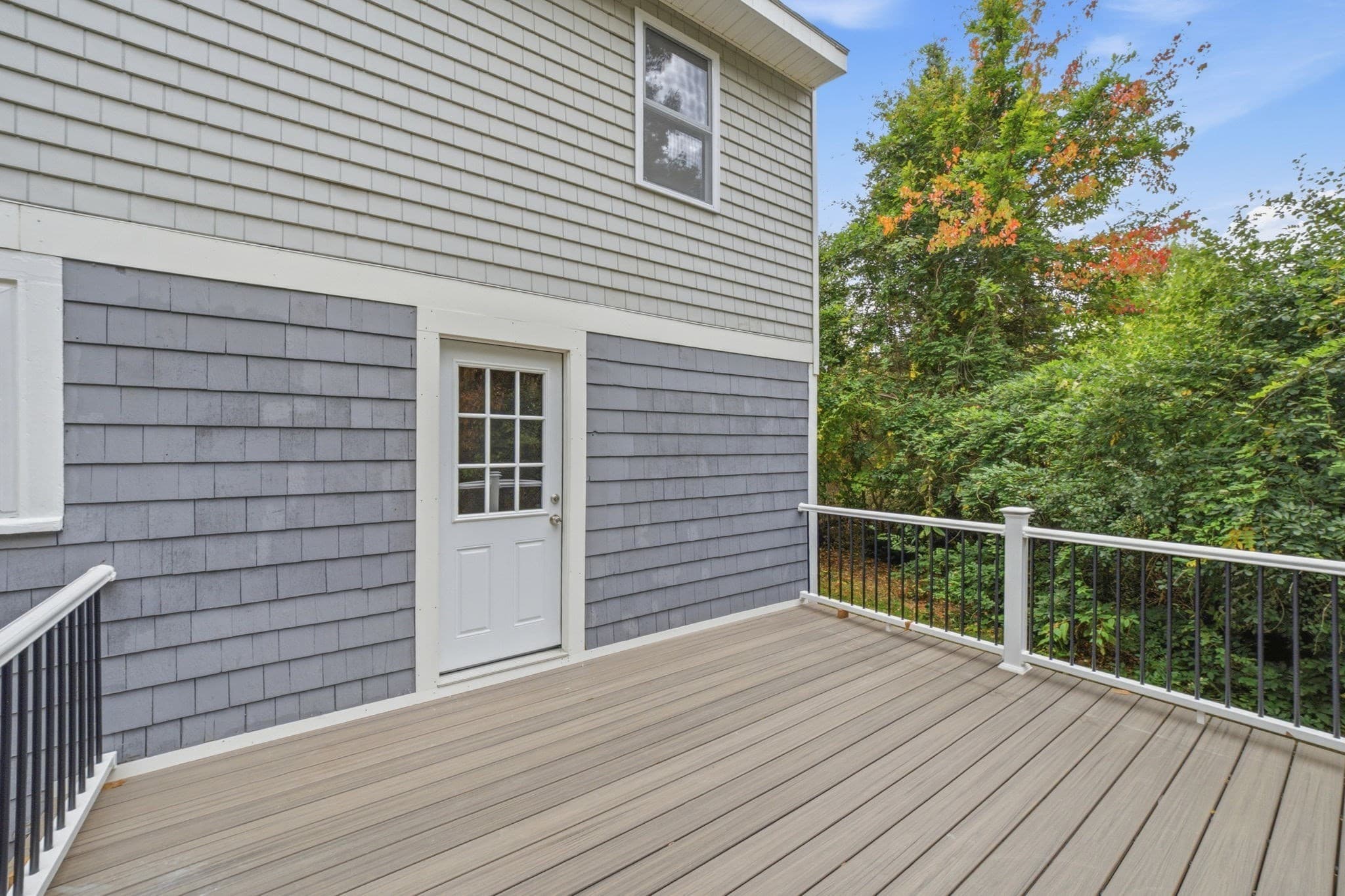 Single Family Residence at 405 Plymouth St, Holbrook MA 02343, photo 26 of 31