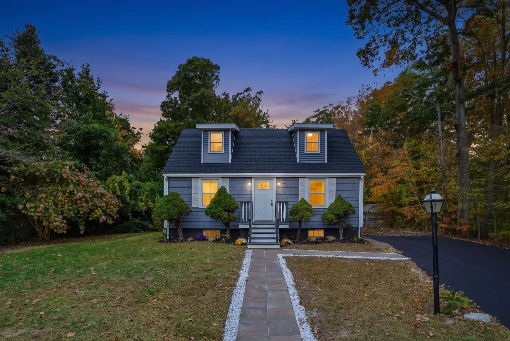 405 Plymouth St, Holbrook MA 02343