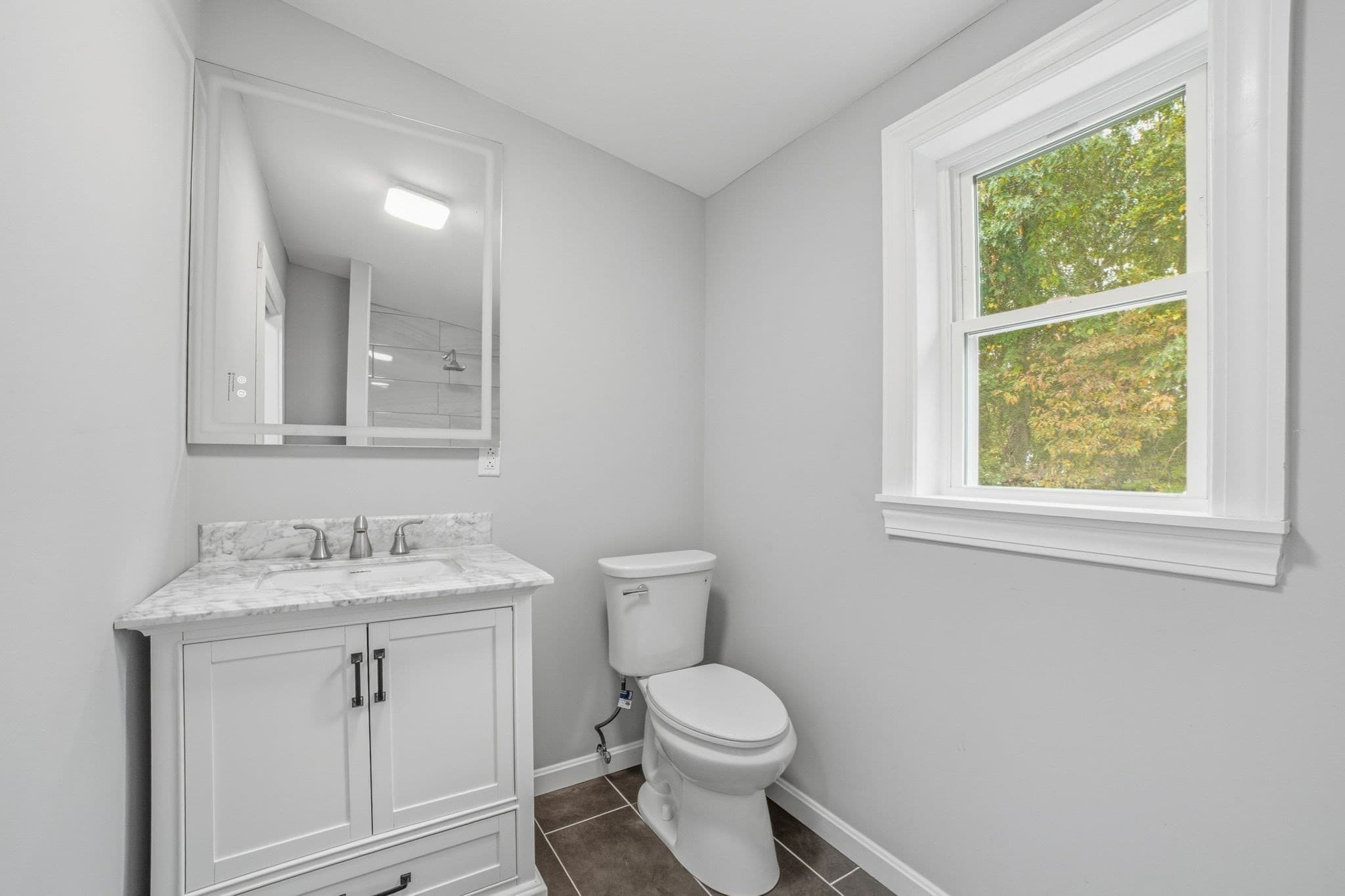 Single Family Residence at 405 Plymouth St, Holbrook MA 02343, photo 20 of 31