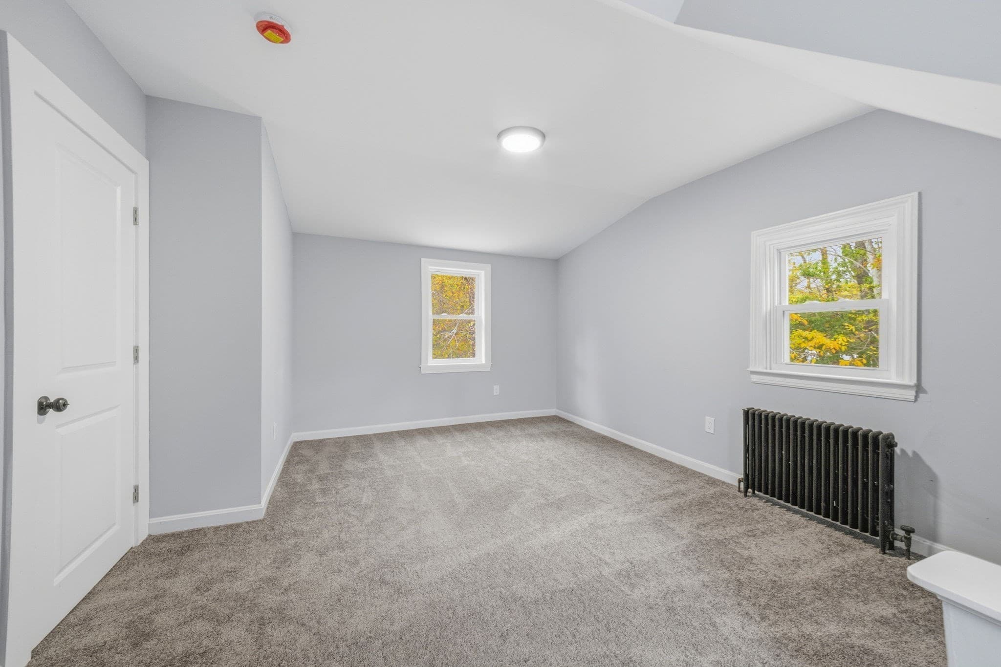 Single Family Residence at 405 Plymouth St, Holbrook MA 02343, photo 24 of 31