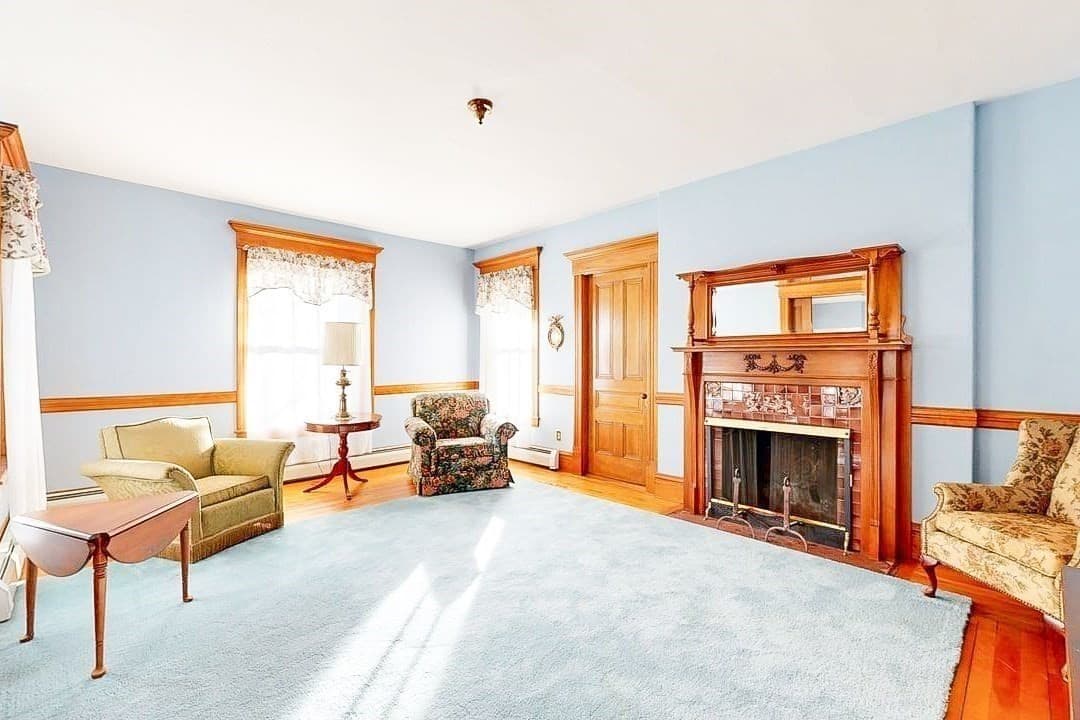 Single Family Residence at 38 Burncoat St, Worcester MA 01605, photo 17 of 31