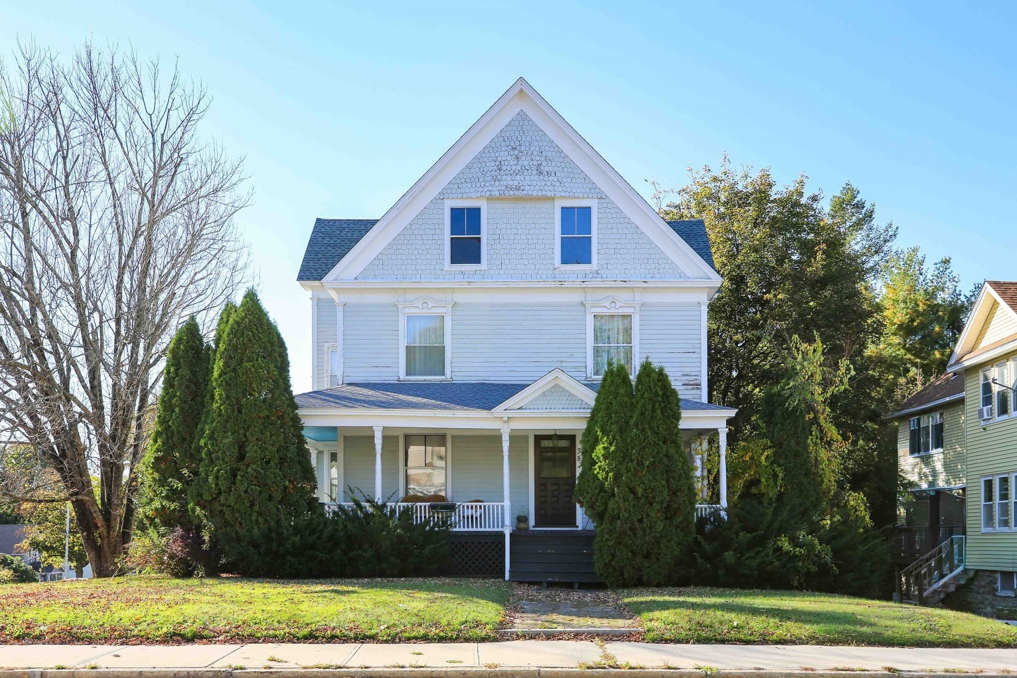 38 Burncoat St, Worcester MA 01605
