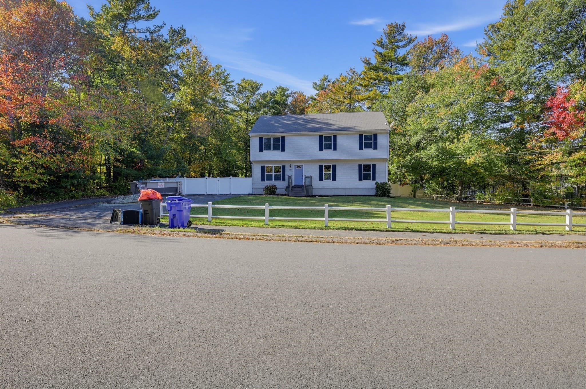 Single Family Residence at 305 Wren St, Taunton MA 02718, photo 34 of 39