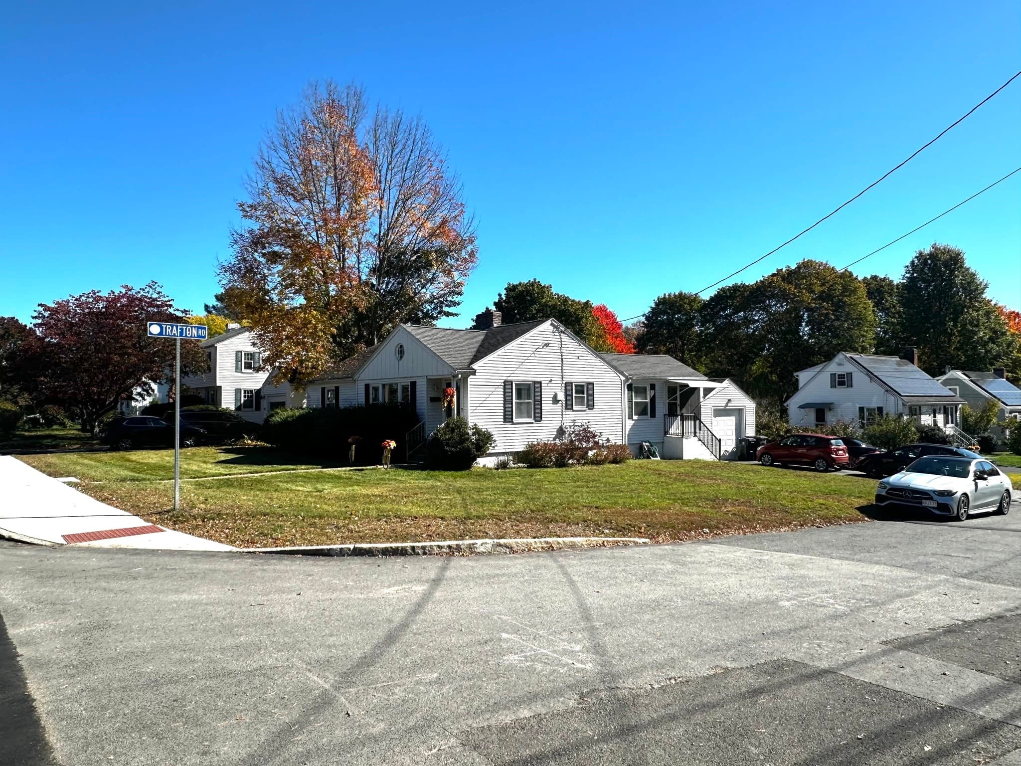Single Family Residence at 132 Maple Street, Framingham MA 01702, photo 6 of 21