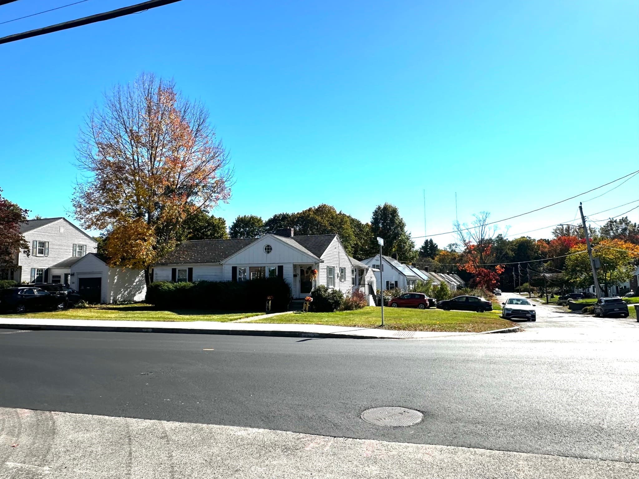 Single Family Residence at 132 Maple Street, Framingham MA 01702, photo 4 of 21