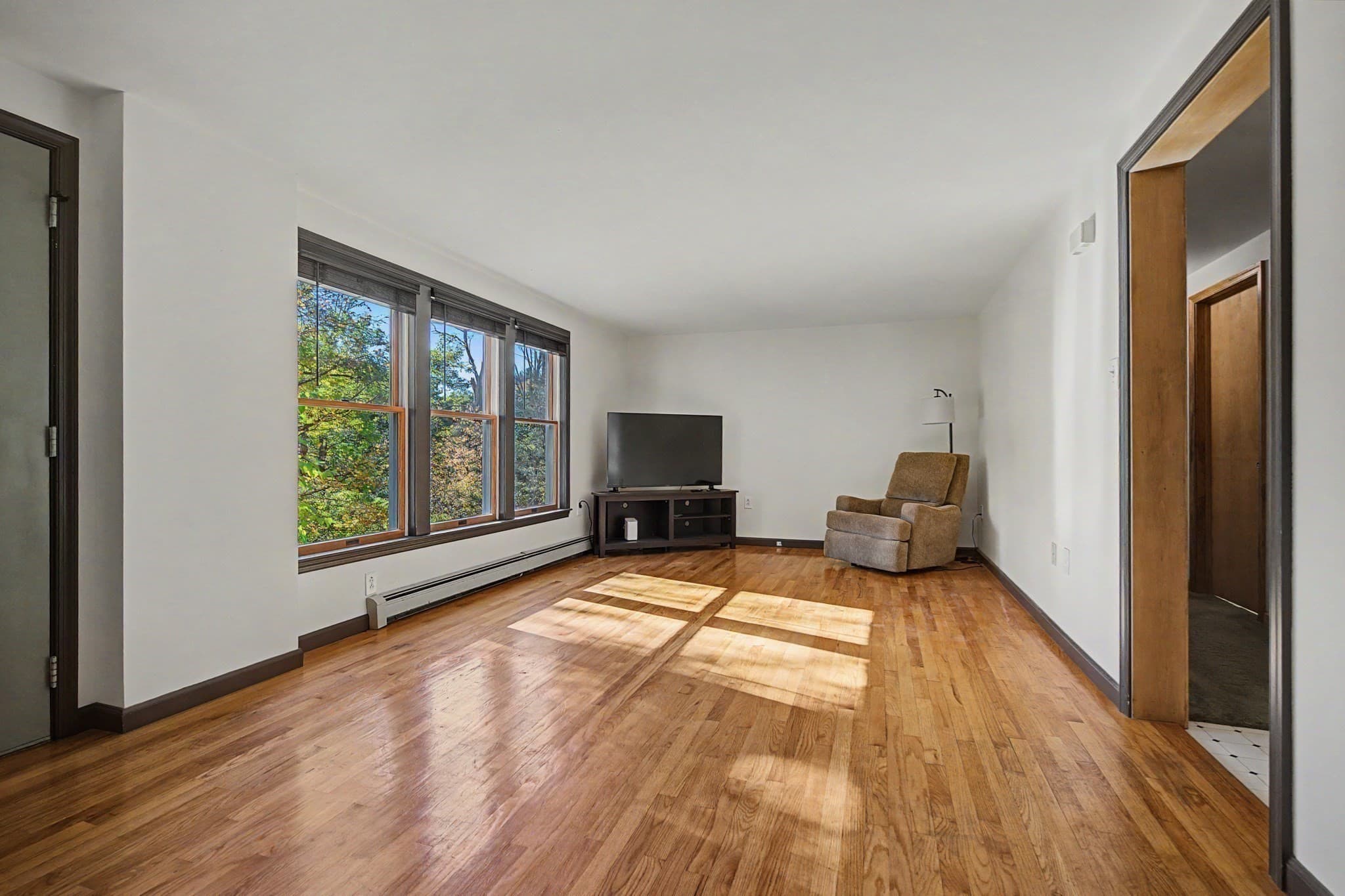 Single Family Residence at 26 Nash Hill Road, Williamsburg MA 01096, photo 9 of 32
