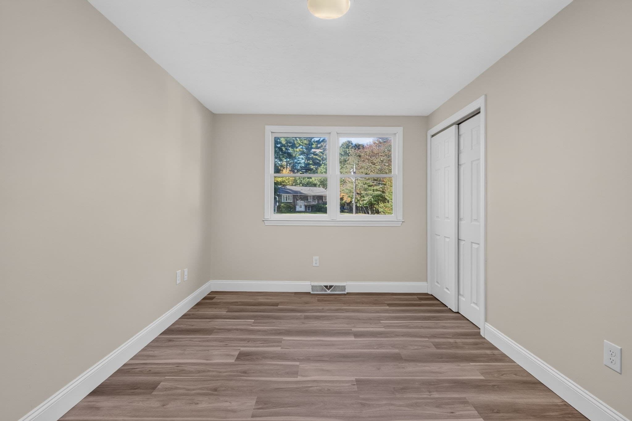 Single Family Residence at 120 Appletree Cir, Bridgewater MA 02324, photo 18 of 42
