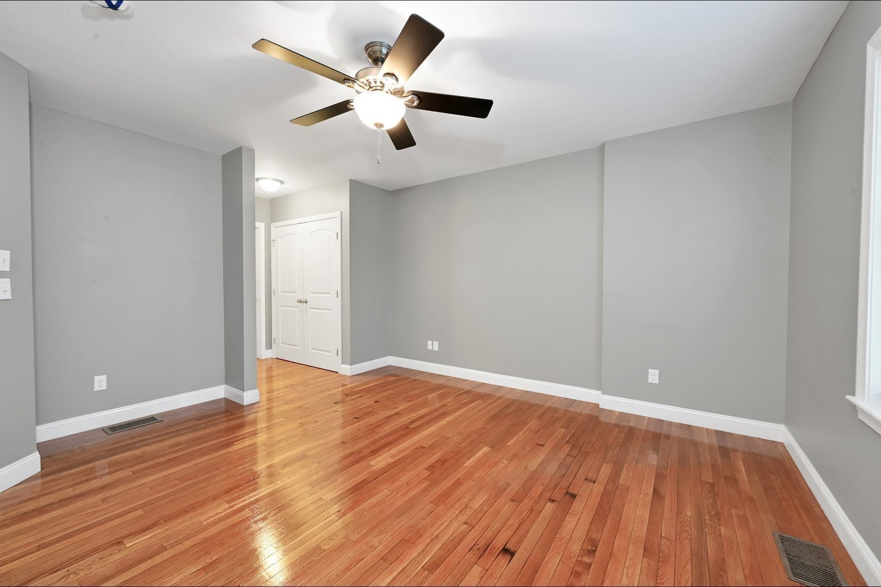 Single Family Residence at 55 Surrey Ln # 55, East Bridgewater MA 02333, photo 13 of 42