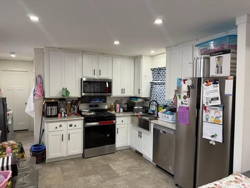 Mobile Home at 103 Newbury # 17, Danvers MA 01923, photo 2 of 12