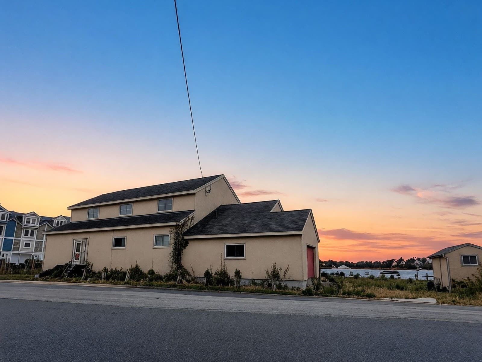 15 Bay St, Hull MA 02045