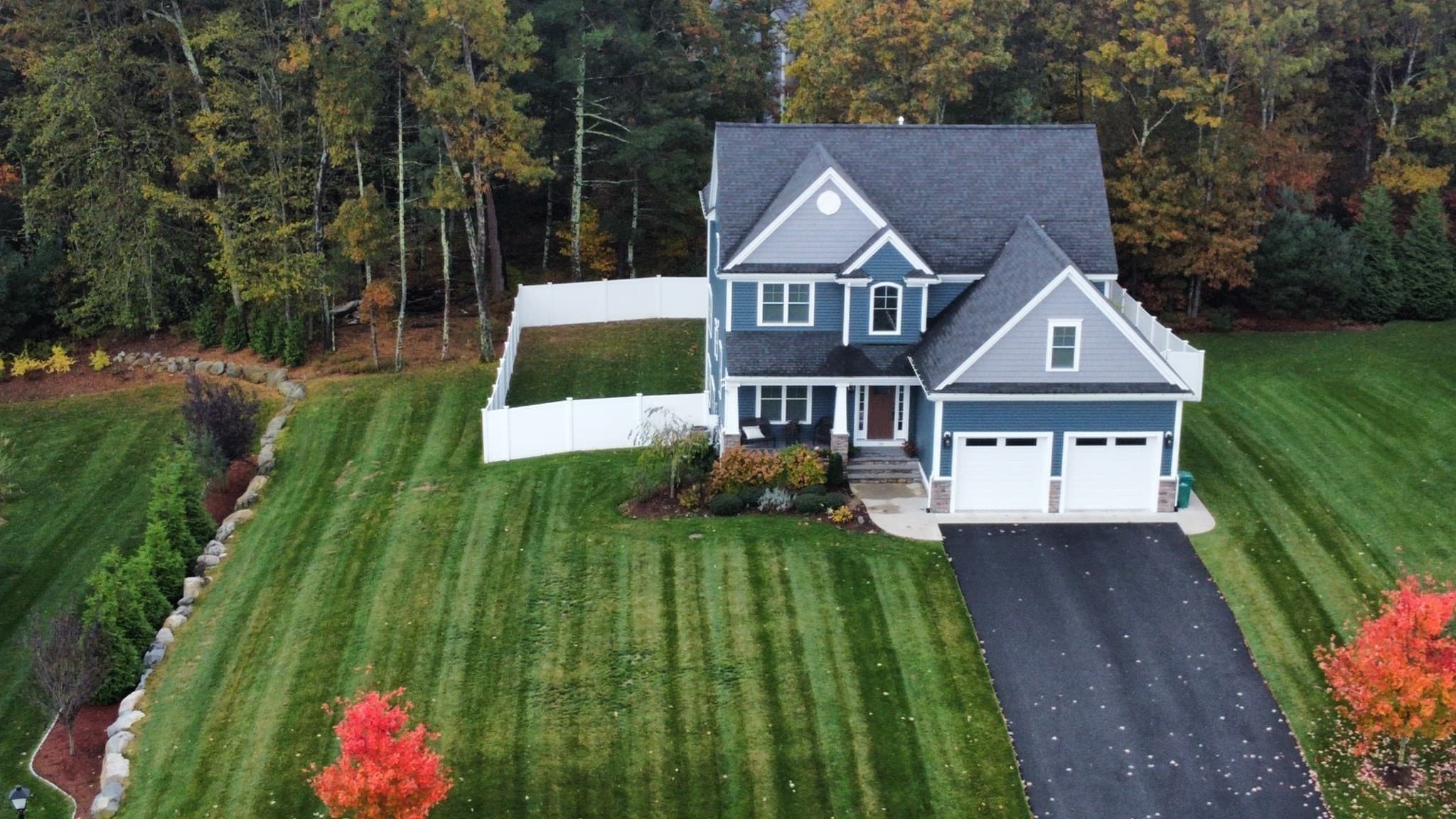 Single Family Residence at 19 Pass Farm Rd, Attleboro MA 02703, photo 2 of 42