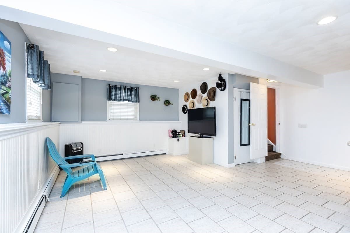 Single Family Residence at 72 True St, Revere MA 02151, photo 25 of 38