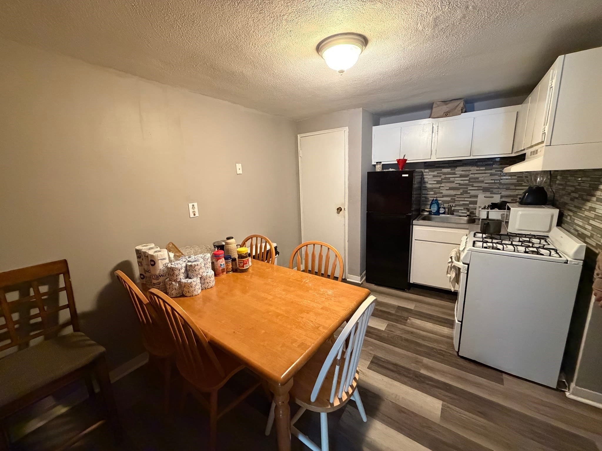 5+ Family - 5+ Units Up/Down at 238 Chelsea Street, Everett MA 02149, photo 20 of 24