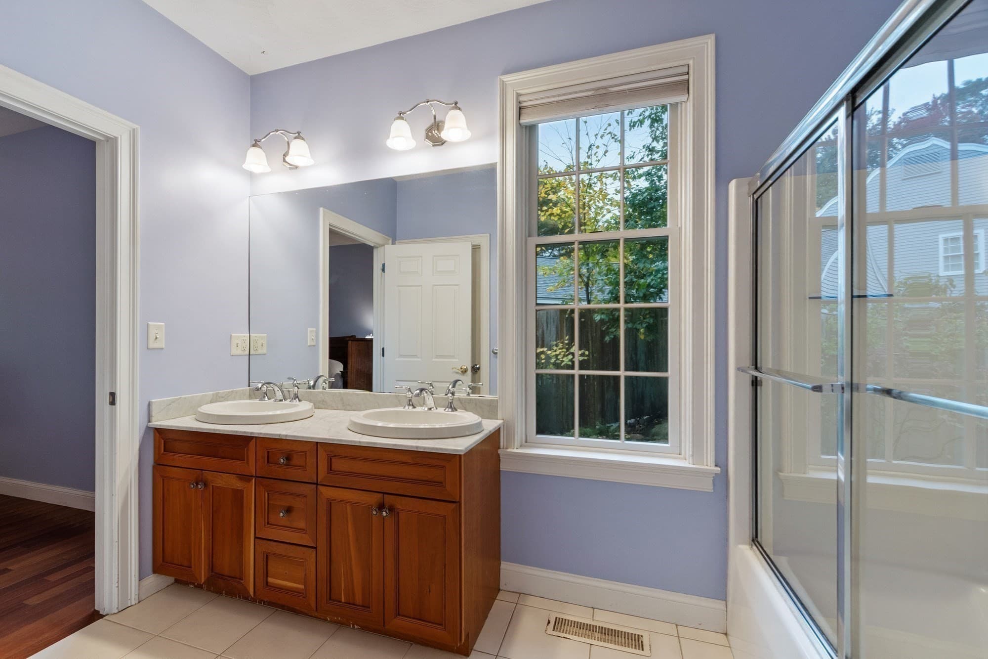 Single Family Residence at 2 Greenbrier Rd,, Manchester MA 01944, photo 16 of 26