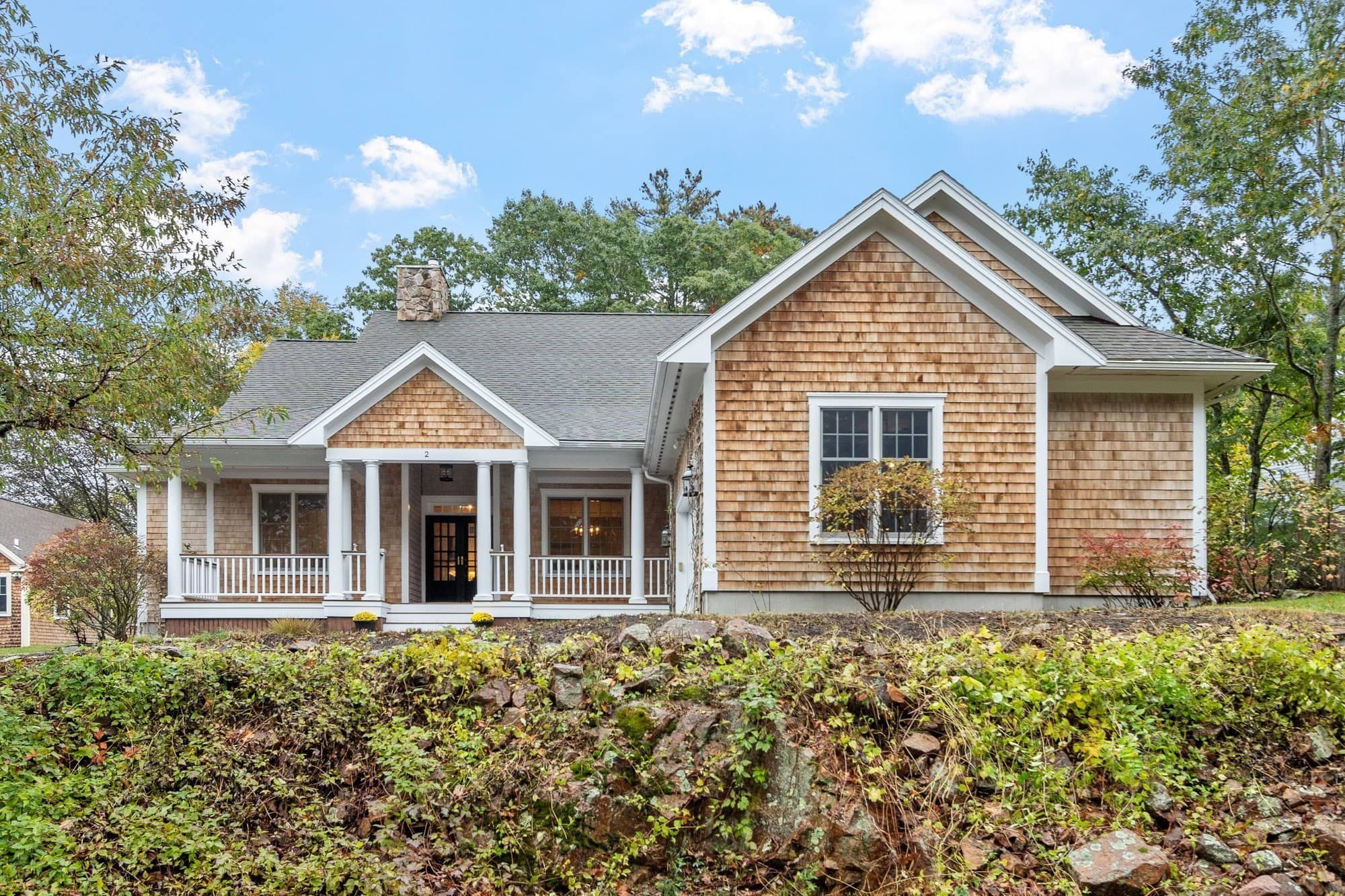 2 Greenbrier Rd,, Manchester MA 01944