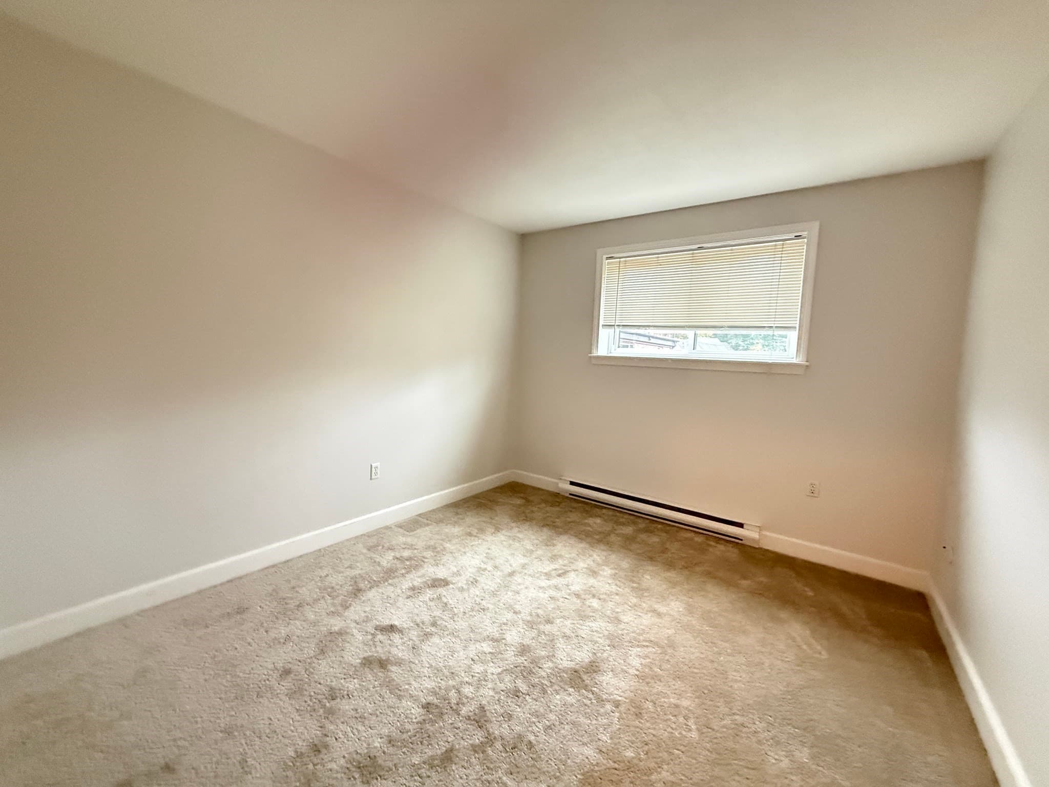Condominium at 69 Nicholas Rd # J, Framingham MA 01701, photo 7 of 10