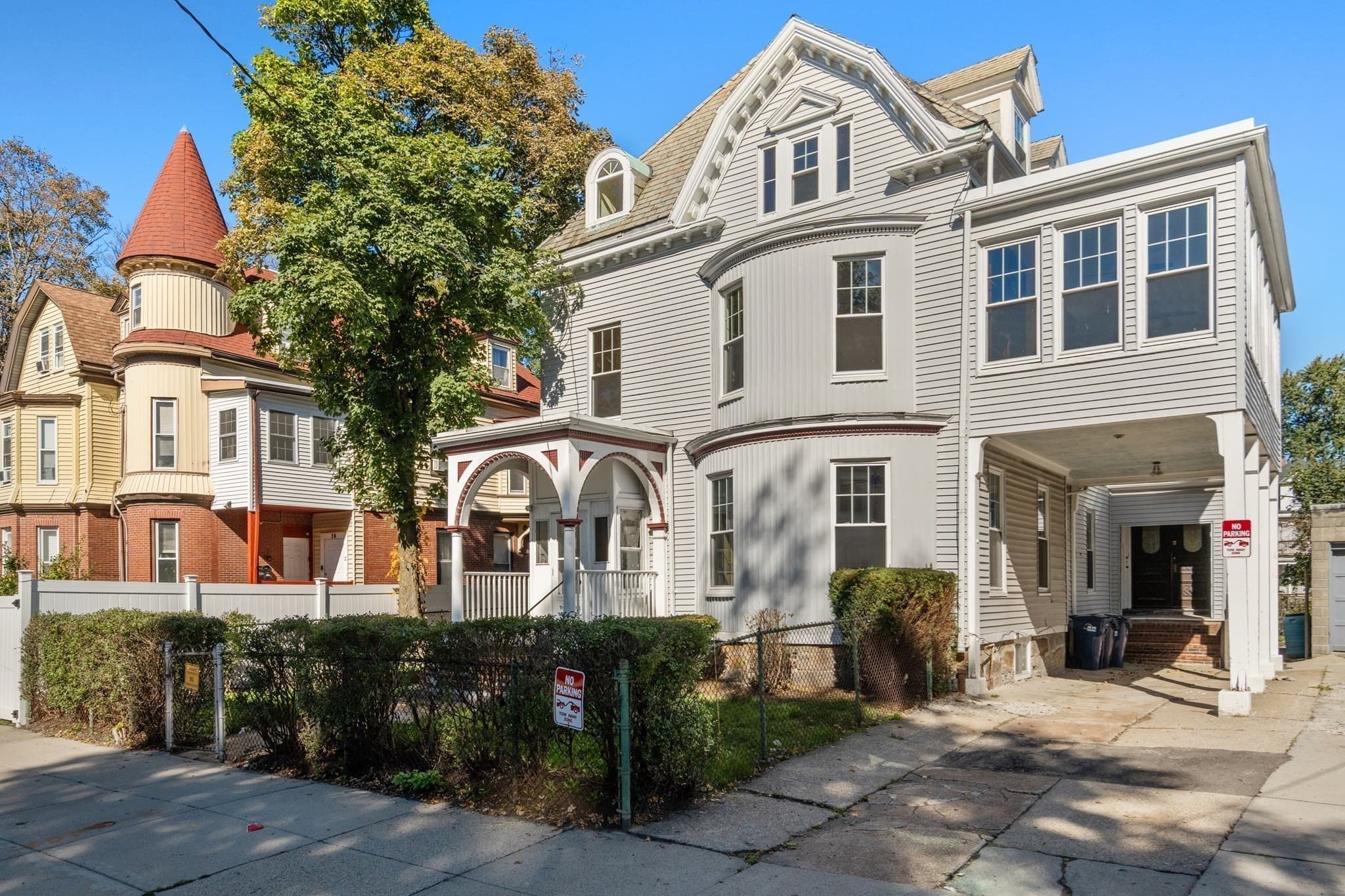 26 Lawrence Ave, Boston MA 02121