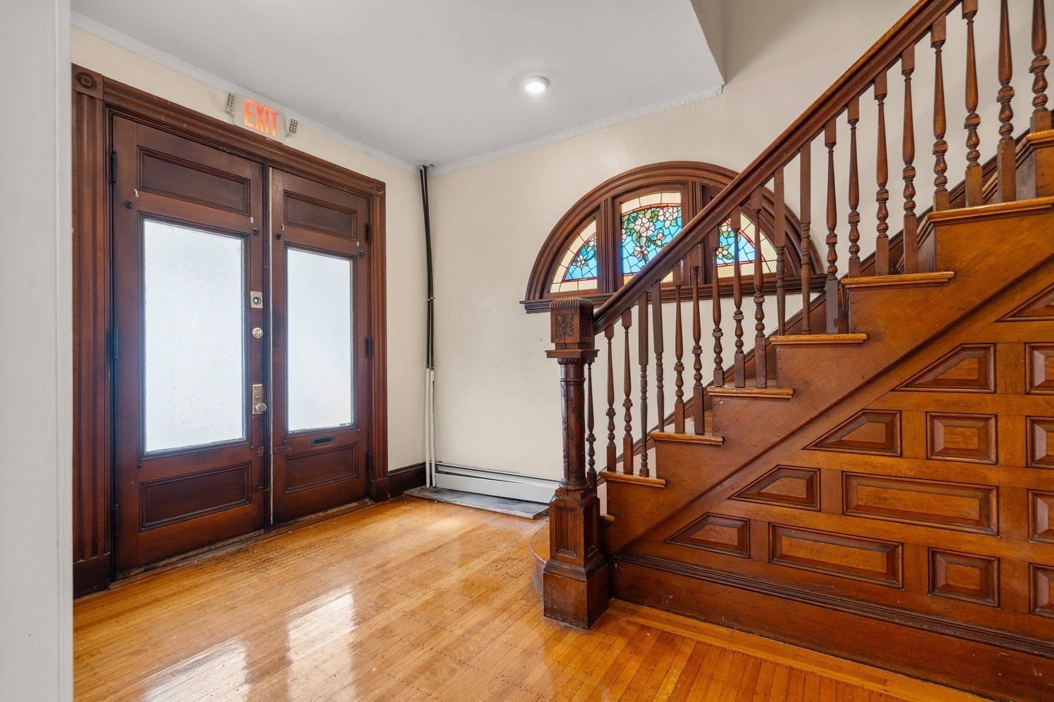 Single Family Residence at 26 Lawrence Ave, Boston MA 02121, photo 9 of 40