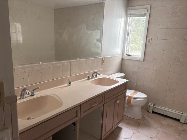 Single Family Residence at 26 Red Barn Rd, Wayland MA 01778, photo 9 of 22